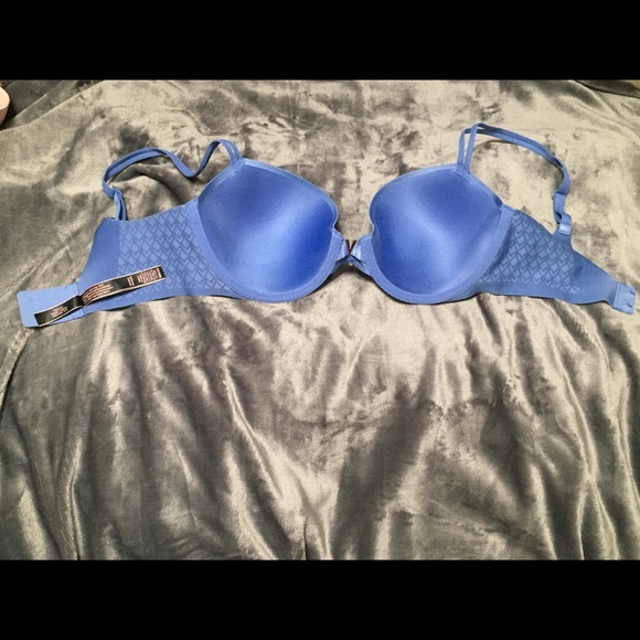 34D - Picture 2 of 4